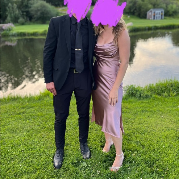 Revelry Skye Dress - Rose Quartz (706) - Midi - Picture 2 of 2